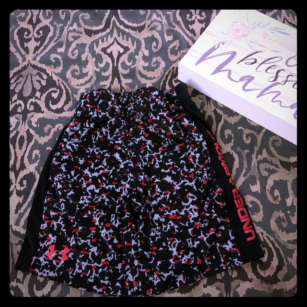 Boys under armour shorts size 7!